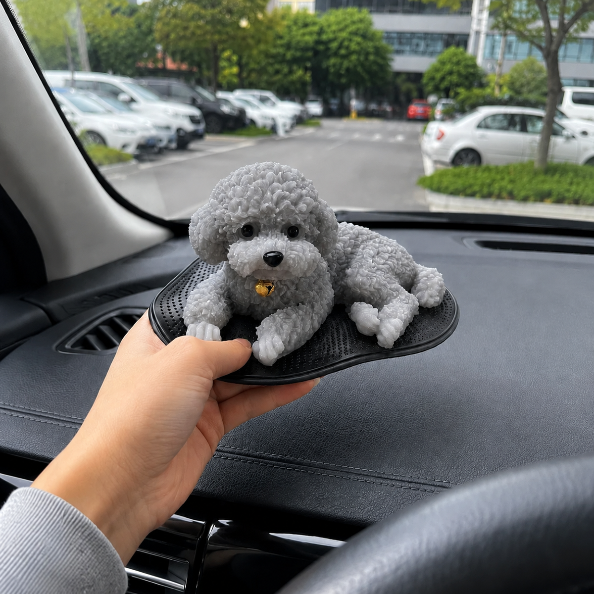 Dashboard Wobble Puppy Companion