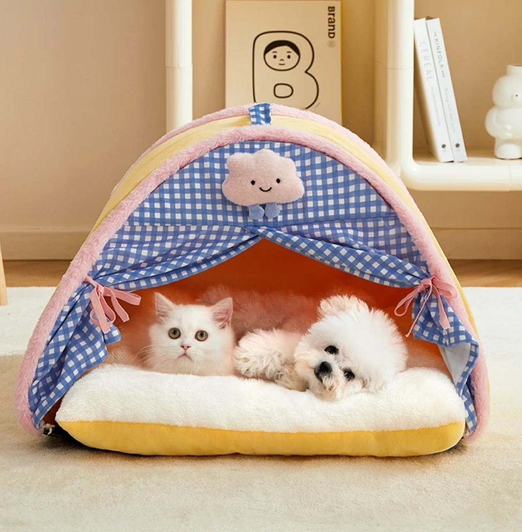 All-Season Enclosed Dog & Cat Bed – Cozy, Secure, Removable & Washable Princess-Style Pet Bed, Warm for Winter