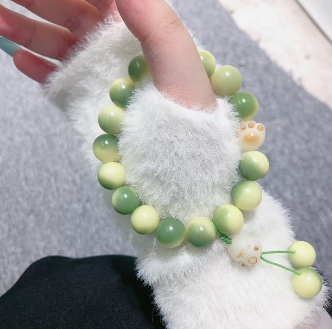 The Forest Paw