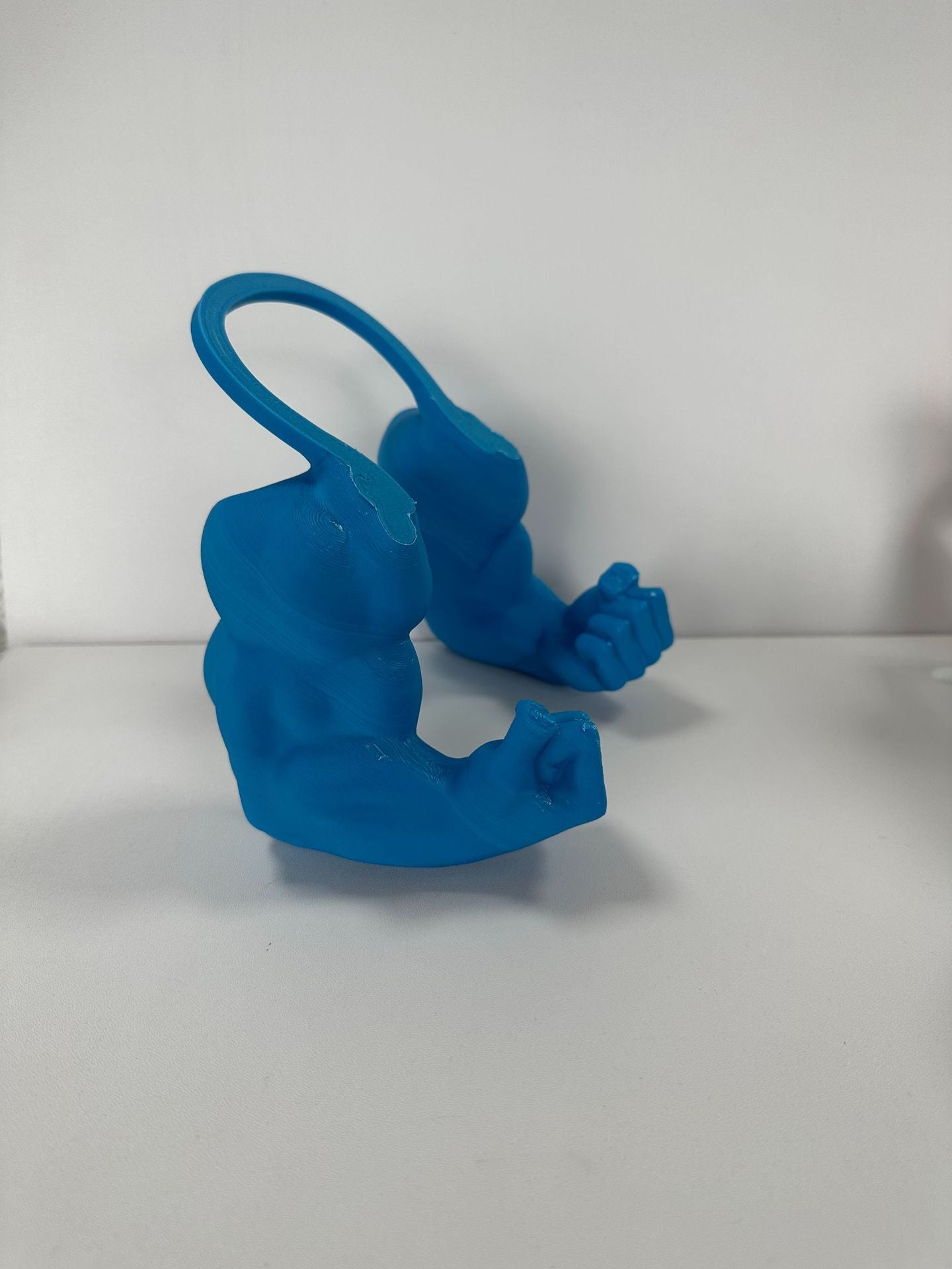 Creative Giant arm 3D