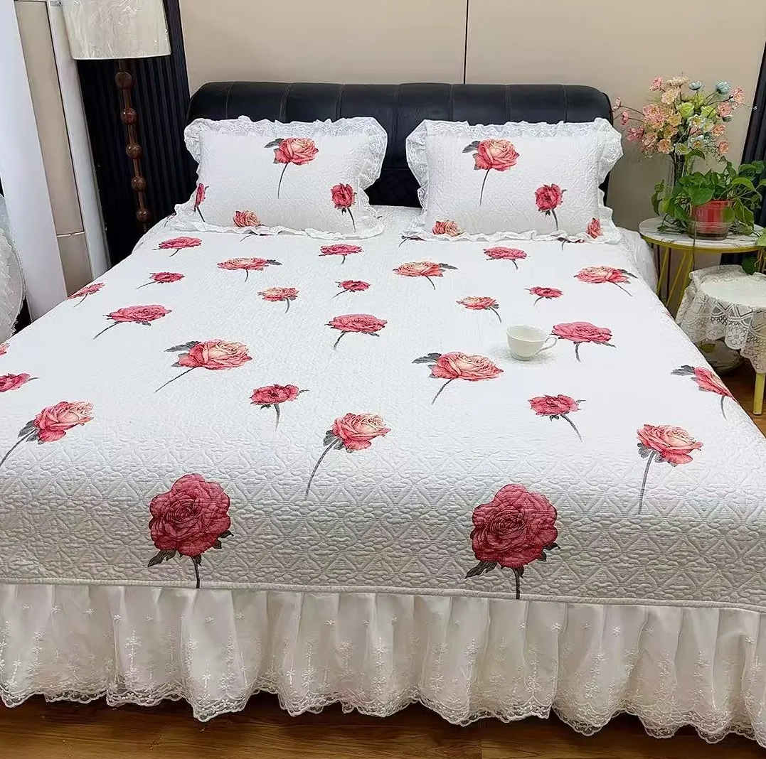 Fairy-Style Quilted Non-Slip Bed Cover
