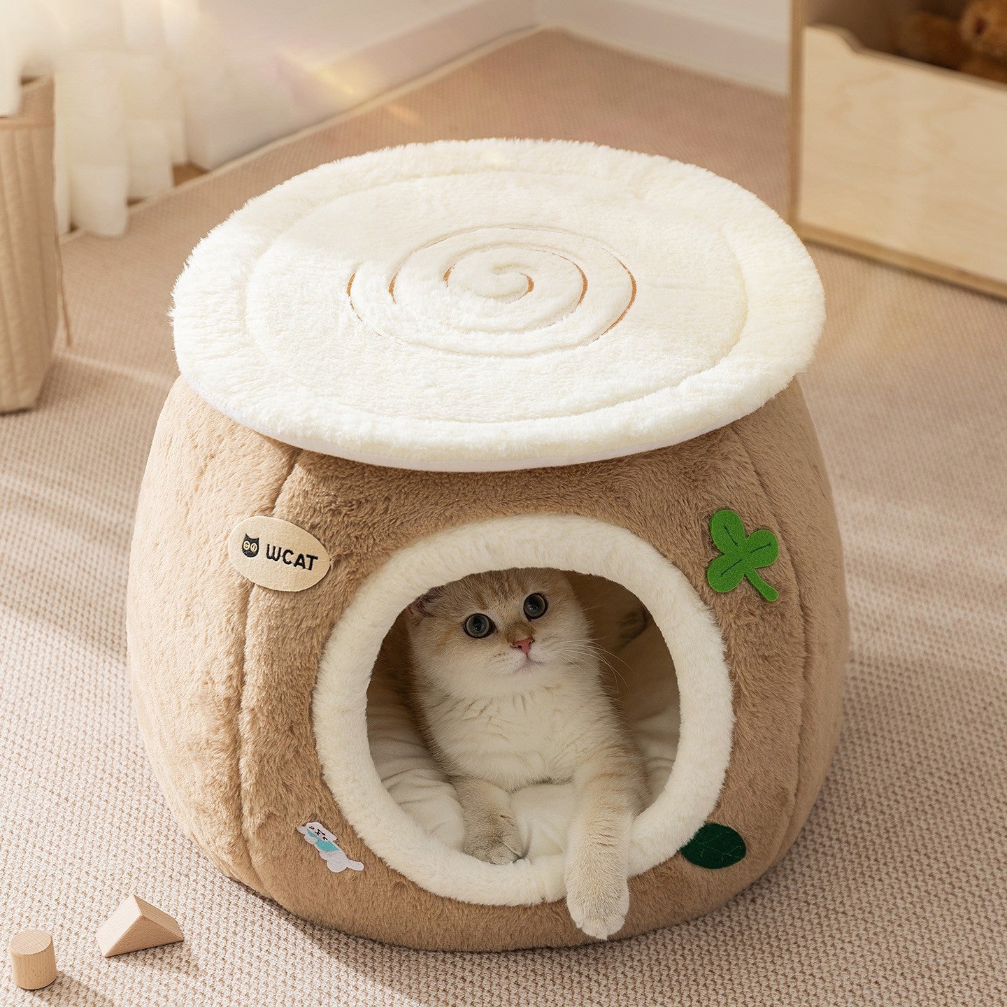 Cozy Plush Cat Cave Bed – Enclosed & Soft Sleeping House for Cats